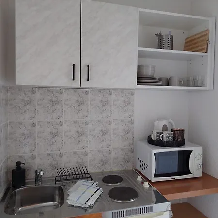 With A Parking Space Gradac, Makarska - 6881 *