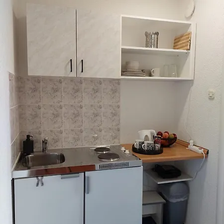 Apartamento With A Parking Space Gradac, Makarska - 6881 Gradac (Split-Dalmatia)